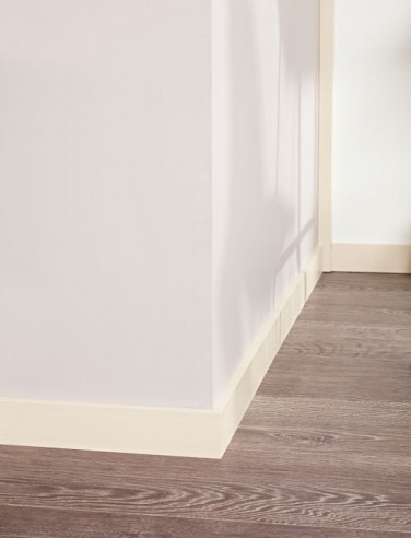 Плинтус Orac Decor SX157 2000х66х13  мм