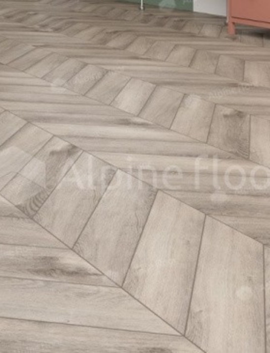SPC - плитка Alpine Floor CHEVRON ДУБ ИСИДА  ECO 18-8