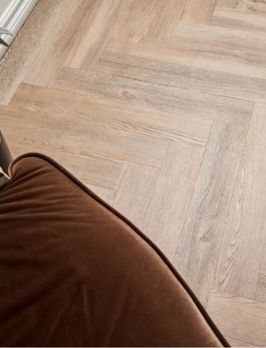 Виниловый ламинат Vinilam Паркет Северный IS11133